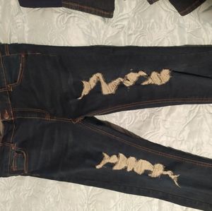 Ripped Skinny jeans